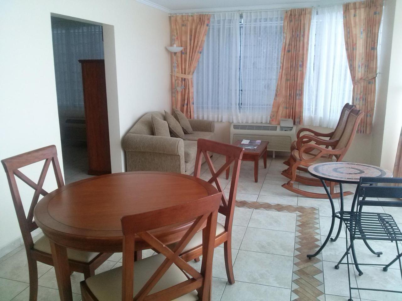 Hotel El Marques Atacames Oda fotoğraf